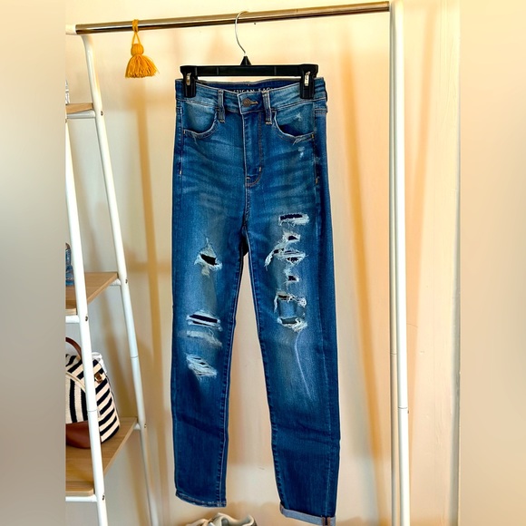 AE Size 4R Super Hi-Rise Jegging Crop Destroyed Medium Wash - Picture 1 of 5